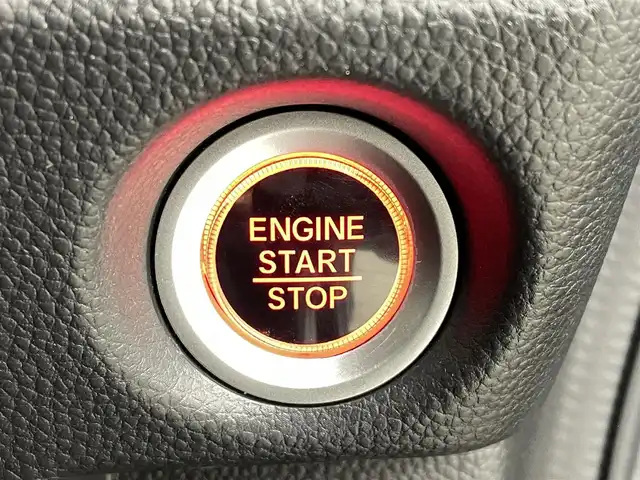 ホンダ Ｎ ＢＯＸ カスタム G L ホンダセンシング 福島県 2020(令2)年 2.4万km シャイニンググレーM ホンダセンシング/・衝突軽減ブレーキ/・レーンキープアシスト/・レーダークルーズコントロール/・先行車発進お知らせ機能/純正ナビ/・型番：VXM-204VFi/・フルセグTV/CD/DVD/BT/USB/・バックカメラ/・ETC/・ドライブレコーダー/左側パワースライドドア/ステアリングリモコン/シートヒーター(運転席/助手席)/プッシュスタート/・スマートキー/・スペアキー/LEDヘッドライト/・オートライト/・フォグライト/純正フロアマット/電動格納ウィンカーミラー/社外AW付スタッドレスタイヤ積込/・155/65R14 4mm
