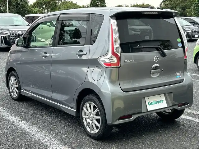 日産 デイズ ハイウェイスターX 千葉県 2016(平28)年 6.9万km チタニウムグレーメタリック ナビ　ＭＭ３１６Ｄ－Ｗ　全方位カメラ　ＣＤ　ＤＶＤ　Ｂｔ　アイドリングストップ　純正フロアマット　ベンチシート　横滑り防止機能　衝突軽減システム　社外１４インチＡＷ　ドアバイザー　LEDライト