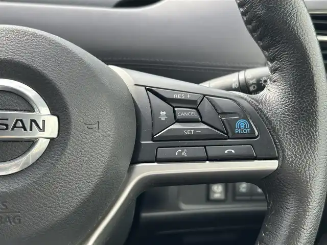 日産 セレナ e－パワー ハイウェイスター V 徳島県 2020(令2)年 7.2万km アズライトブルー 純正10インチナビ MM519D-L/純正ドライブレコーダー/純正AW/両側パワースライドドア/全周囲カメラ/バックカメラ/フロントカメラ/サイドカメラ/ブラインドスポットモニター/プロパイロット/追従クルーズコントロール/コーナーセンサー/衝突被害軽減ブレーキ/レーンキープアシスト/LEDヘッドライト/オートライト/ダブル・カーテンエアバッグ/USBポート/サードシート用スライドドアスイッチ/セカンドシート用ロールサンシェード/ウィンカーミラー/プッシュスタート/禁煙車/取扱説明書