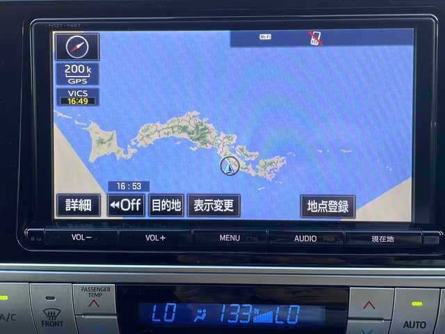 トヨタ ランドクルーザー プラド TX 鳥取県 2018(平30)年 6.5万km ホワイトパールクリスタルシャイン 4WD/トヨタセーフティセンス/純正9型ナビ【NSZT-Y66Ｔ】/・フルセグ/CD/DVD/Bluetooth/バックカメラ/サンルーフ/ルーフレール/スマートキー/プッシュスタート/レーダークルーズ/ビルトインETC/前方ドライブレコーダー/純正17AW/LEDヘッドライト＆フォグ/オートライト/前後コーナーセンサー/ヘッドライトウォッシャー/W&サイドエアバック/カーテンエアバック