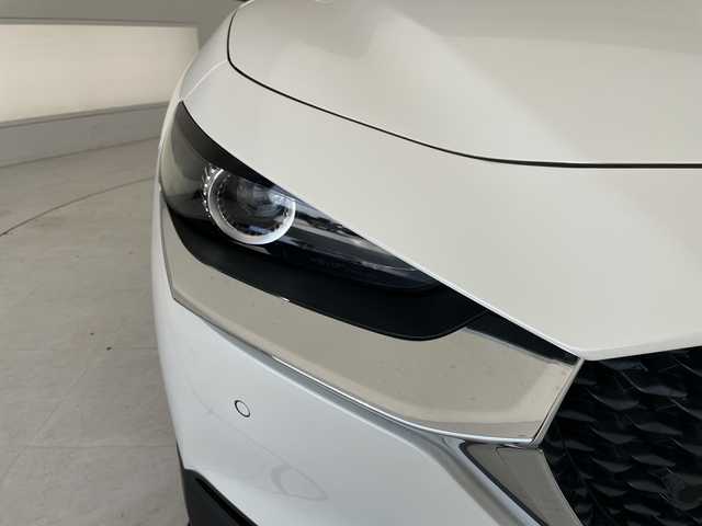マツダ ＣＸ－３０ 20S 愛知県 2021(令3)年 1.8万km スノーフレイクホワイトパールマイカ 純正ナビ/レーダークルーズコントロール/Bluetooth/バックカメラ/コーナーセンサー/ブラインドスポットモニター/LEDヘッドライト/レーンキープアシスト/オートマチックハイビーム/ドライブレコーダー/ETC/衝突軽減システム/ステアリングスイッチ/スマートキー/プッシュスタート