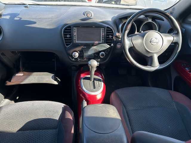 日産 ジューク 15RX 静岡県 2010(平22)年 13.3万km ホワイトパール 純正メモリナビ/ワンセグ/Bluetooth/スマートキー/プッシュスタート/純正フロアマット/オートライト
