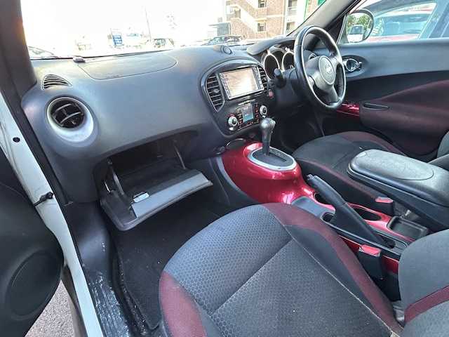 日産 ジューク 15RX 静岡県 2010(平22)年 13.3万km ホワイトパール 純正メモリナビ/ワンセグ/Bluetooth/スマートキー/プッシュスタート/純正フロアマット/オートライト