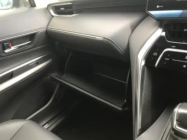 トヨタ ハリアー Z 富山県 2020(令2)年 6.4万km センシュアルレッドマイカ 4WD/JBLサウンド/純正ディスプレイオーディオ/ナビキット/Bluetooth/バックカメラ/デジタルインナーミラー/プリクラッシュセーフティ/レーンキープアシスト/クリアランスソナー/ブラインドスポットモニター/レーダークルーズコントロール/パワーシート/プッシュスタート/スマートキー/ステアリングスイッチ/電動リアゲート/ETC2.0