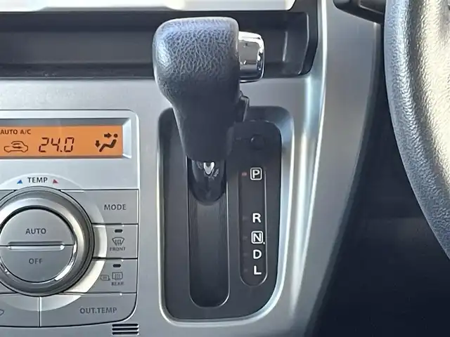 スズキ ハスラー G ターボ 宮城県 2014(平26)年 6.8万km フェニックスレッドパール/ブルーイッシュブラックパール 社外ＳＤナビ/（ＦＭ／ＡＭ／Ｂｌｕｅｔｏｏｔｈ）　/衝突被害軽減装置　/アイドリングストップ　/横滑り防止装置　/運転席シートヒーター　/ライトレベライザー　/スマートキー　/プッシュスタート　/ＥＴＣ　/電動格納ミラー/スタッドレスタイヤ社外AW/(165/60R15)