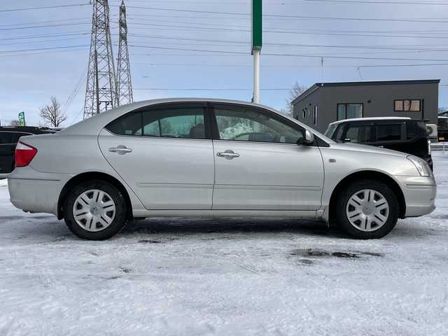 トヨタ プレミオ X Lパッケージ LTD 道央・札幌 2003(平15)年 7.4万km シルバーM ４WD/純正メモリーナビ/AM/FM/CD/ワンセグ/バックカメラ/革巻きウッドコンビステアリング/リモコンキー/キセノンヘッドライト/オートライト/フォグランプ/ヘッドライトレベライザー/電動格納ミラー/純正フロアマット/ドアバイザー/社外エンジンスターター