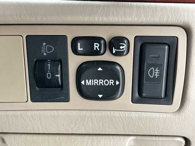 トヨタ プレミオ X Lパッケージ LTD 道央・札幌 2003(平15)年 7.4万km シルバーM ４WD/純正メモリーナビ/AM/FM/CD/ワンセグ/バックカメラ/革巻きウッドコンビステアリング/リモコンキー/キセノンヘッドライト/オートライト/フォグランプ/ヘッドライトレベライザー/電動格納ミラー/純正フロアマット/ドアバイザー/社外エンジンスターター