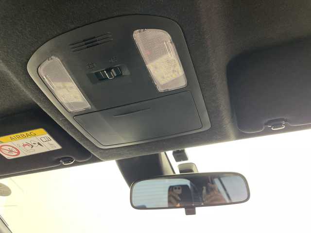 トヨタ ハイラックス Z ブラックラリーエディション 道央・札幌 2020(令2)年 1.9万km スーパーホワイトⅡ ・4WD/・寒冷地仕様/・社外ナビ（CN-RE05WD）/・BT&CD&DVD&フルセグTV/・バック、左サイド、フロントカメラ/・トヨタセーフティセンス/・レーンディパーチャーアラート/・アダプティブクルーズコントロール/・フロントワイパーデアイサー/・ドアミラーヒーター/・ダウンヒルアシストコントロール/・オートライト/・LEDヘッドライト/・社外LEDスモークテール/・TRDステッキガード/・TRDロールバー/・トノカバー/・社外電動格納サイドステップ/・リアステップ/・積込純正サイドステップ/・レザー調シートカバー