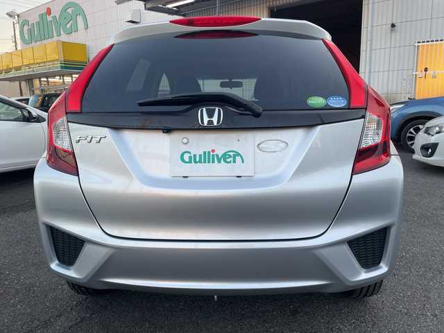 ホンダ フィット 13G Fパッケージ 神奈川県 2016(平28)年 5.4万km アラバスターシルバーメタリック ワンオーナー/純正SDナビシステム/ワンセグテレビ/Bluetooth/ビルトインETC/ステアリングリモコン/プッシュスタート/スペアキー×１