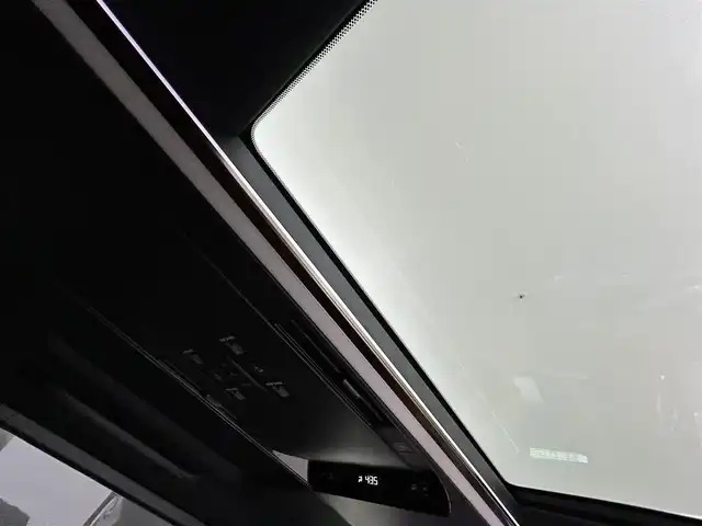 トヨタ ヴェルファイア ハイブリット Z プレミア 埼玉県 2025(令7)年 0.1万km未満 ブラック Toyota Safety Sense/　・プリクラッシュセーフティ/　・レーントレーシングアシスト/　・レーンディパーチャーアラート/　・レーダークルーズコントロール/　・アダプティブハイビームシステム/　・ロードサインアシスト/　・ドライバー異常時対応システム/　・プロアクティブドライビングアシスト/　・発進遅れ告知機能/　・緊急時操舵支援（アクティブ操舵機能付）/　・フロントクロストラフィックアラート/　・レーンチェンジアシスト/トヨタチームメイト/左右独立ムーンルーフ/両側ユニバーサルステップ/14インチディスプレイオーディオ/おくだけ充電/両側パワースライドドア/パワーバックドア/ETC2.0