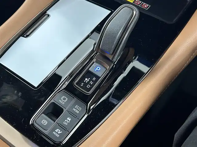 トヨタ ヴェルファイア ハイブリット Z プレミア 埼玉県 2025(令7)年 0.1万km未満 ブラック Toyota Safety Sense/　・プリクラッシュセーフティ/　・レーントレーシングアシスト/　・レーンディパーチャーアラート/　・レーダークルーズコントロール/　・アダプティブハイビームシステム/　・ロードサインアシスト/　・ドライバー異常時対応システム/　・プロアクティブドライビングアシスト/　・発進遅れ告知機能/　・緊急時操舵支援（アクティブ操舵機能付）/　・フロントクロストラフィックアラート/　・レーンチェンジアシスト/トヨタチームメイト/左右独立ムーンルーフ/両側ユニバーサルステップ/14インチディスプレイオーディオ/おくだけ充電/両側パワースライドドア/パワーバックドア/ETC2.0