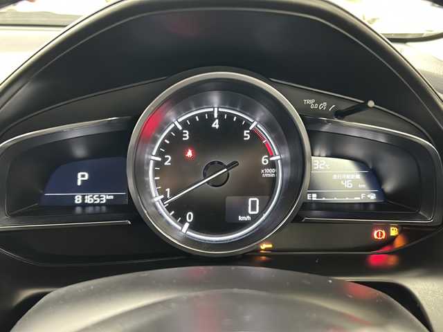 マツダ ＣＸ－３ XD プロアクティブ 長崎県 2017(平29)年 8.2万km セラミックM 純正メモリナビ/（フルセグ/CD/DVD/Bluetooth）/ブラインドスポットモニター/ヘッドアップディスプレイ/レーダークルーズコントロール/衝突軽減ブレーキ/横滑り防止装置/パーキングアシスト/レーンキープアラート/ETC/オートライト/ステアスイッチ/半革シート/純正１８インチホイール/純正LEDヘッドライト/オートライト/フロアマット/ナビ取説書