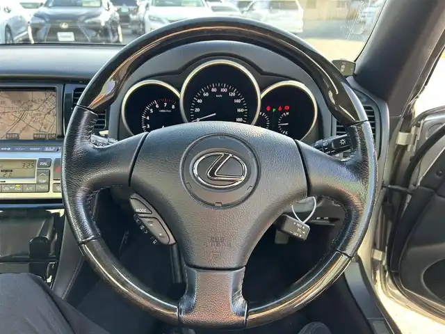 レクサス ＳＣ 430 福岡県 2006(平18)年 5.2万km コスモシルバー オープンカー/パワーステアリング/パワーウィンドウ/フルセグTVナビ/レザーシート/前席シートヒーター/純正アルミホイール