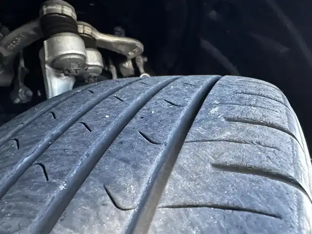 トヨタ クラウン ハイブリッド S Cパッケージ 宮城県 2019(令1)年 2万km ブラック セーフティセンス/・プリクラッシュセーフティ/・レーントレーシングアシスト/・レーダークルーズコントロール/・オートマチックハイビーム/・ロードサインアシスト/・先行車発進告知機能/ブラインドスポットモニター/リアクロストラフィックオートブレーキ/リアクロストラフィックアラート/純正ナビ/・CD/DVD/・Bluetooth/・フルセグTV/バックカメラ/ビルトインETC2.0/AC100V/100Wコンセント/パワーシート/シートヒーター/ステアリグヒーター/革巻きステアリング/ステアリングスイッチ/パドルシフト/電動パーキングブレーキ/ブレーキホールド/LEDヘッドランプ/フォグランプ/オートライト/スマートキー＆プッシュスタート/スペアキー/電動格納ミラー/純正17インチAW/純正フロアマット/純正ドアバイザー/W/サイド/カーテンエアバッグ