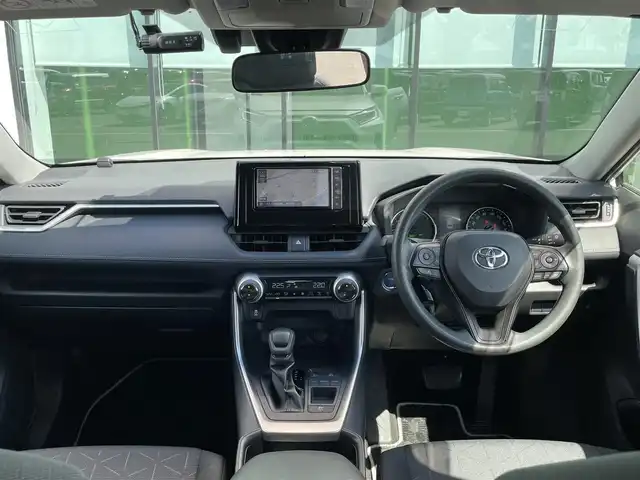 トヨタ ＲＡＶ４ ハイブリッドX 和歌山県 2019(令1)年 6.1万km ホワイトパールクリスタルシャイン 純正7インチナビ（ＮＳＺＴ－Ｗ６８Ｔ）/バックカメラ/フルセグＴＶ/BT/CD/衝突軽減ブレーキ/レーダークルコン/ブラインドスポットモニター/オートライト/前後コーナーセンサー/モデリスタエアロ/前後ドラレコ/ビルトインETC2.0 /オートホールド/LEDヘッドライト/フォグランプ