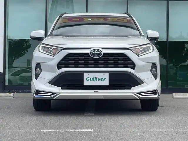 トヨタ ＲＡＶ４ ハイブリッドX 和歌山県 2019(令1)年 6.1万km ホワイトパールクリスタルシャイン 純正7インチナビ（ＮＳＺＴ－Ｗ６８Ｔ）/バックカメラ/フルセグＴＶ/BT/CD/衝突軽減ブレーキ/レーダークルコン/ブラインドスポットモニター/オートライト/前後コーナーセンサー/モデリスタエアロ/前後ドラレコ/ビルトインETC2.0 /オートホールド/LEDヘッドライト/フォグランプ
