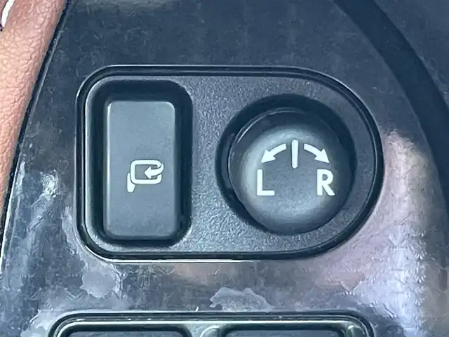 トヨタ ８６ GT リミテッド ブラックPKG 岡山県 2018(平30)年 8.7万km アズライトブルー 登録時走行距離86635km/社外ナビ（AM/FM/CD/DVD/BT）/バックカメラ/RAYS18インチアルミホイール/BLITZマフラー/TOM’Sエアロパーツ/純正bremboレッドキャリパー/アルカンターラシート/クルーズコントロール/LEDヘッドライト/LEDフォグランプ/スマートキー/プッシュスタート/シートヒーター/電格ミラー