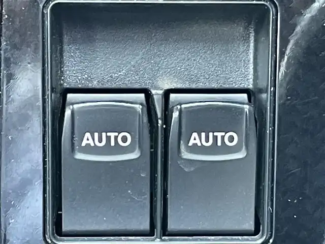 トヨタ ８６ GT リミテッド ブラックPKG 岡山県 2018(平30)年 8.7万km アズライトブルー 登録時走行距離86635km/社外ナビ（AM/FM/CD/DVD/BT）/バックカメラ/RAYS18インチアルミホイール/BLITZマフラー/TOM’Sエアロパーツ/純正bremboレッドキャリパー/アルカンターラシート/クルーズコントロール/LEDヘッドライト/LEDフォグランプ/スマートキー/プッシュスタート/シートヒーター/電格ミラー