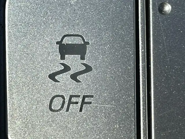 トヨタ ８６ GT リミテッド ブラックPKG 岡山県 2018(平30)年 8.7万km アズライトブルー 登録時走行距離86635km/社外ナビ（AM/FM/CD/DVD/BT）/バックカメラ/RAYS18インチアルミホイール/BLITZマフラー/TOM’Sエアロパーツ/純正bremboレッドキャリパー/アルカンターラシート/クルーズコントロール/LEDヘッドライト/LEDフォグランプ/スマートキー/プッシュスタート/シートヒーター/電格ミラー