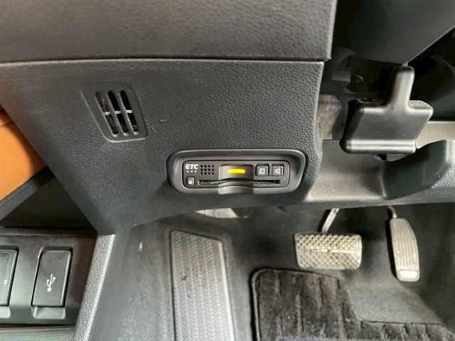 ホンダ ヴェゼル ハイブリッド Z ホンダセンシング 岩手県 2018(平30)年 5.9万km オーロラアメジストメタリック AIS検査済み/【2510036918】/4WD/ホンダセンシング/純正ギャザズSDナビ/フルセグTV/Bluetooth接続/DVD/バックカメラ/レーダークルコン/ハーフレザーシート/前席シートヒーター/ETC/USB入力端子/トラクションコントロール/レーンキープアシスト/パドルシフト/スマートキー