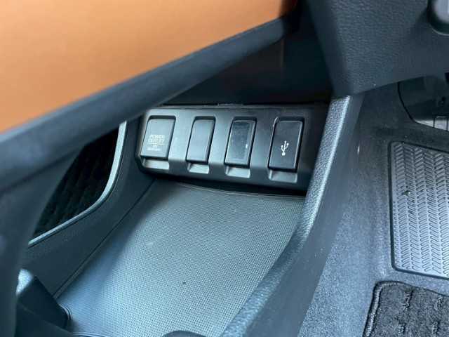 ホンダ ヴェゼル ハイブリッド Z ホンダセンシング 岩手県 2018(平30)年 5.9万km オーロラアメジストメタリック AIS検査済み/【2510036918】/4WD/ホンダセンシング/純正ギャザズSDナビ/フルセグTV/Bluetooth接続/DVD/バックカメラ/レーダークルコン/ハーフレザーシート/前席シートヒーター/ETC/USB入力端子/トラクションコントロール/レーンキープアシスト/パドルシフト/スマートキー