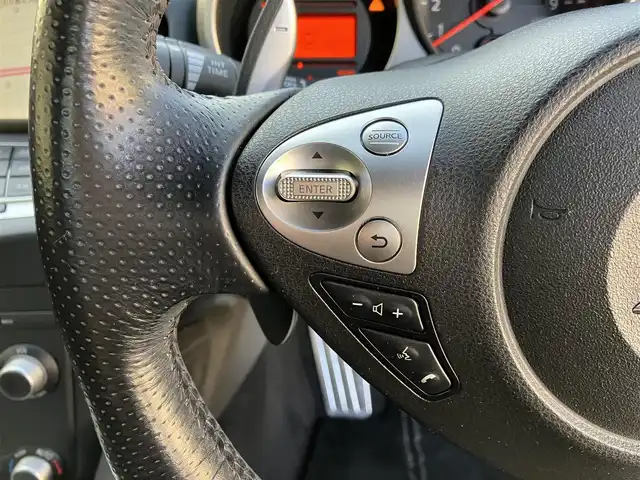 日産 フェアレディ Ｚ ロードスター バージョンST 三重県 2014(平26)年 11.3万km プレミアムディープマルーン ♪ワンオーナー/♪BOSEサウンド/インテリキー×2/プッシュスタート/純正HDDナビ/・DTV・CD録音/・DVD再生/・Bluetoothオーディオ/・バックカメラ/コーナーセンサー/ドライブレコーダー/ハーフレザーシート/D/N席パワーシート/D/N席エアシート/D/N席シートヒーター/純正18インチAW/HIDヘッドライト/リアフォグライト /オートライト/電格ミラー/革巻ステアリング/ステアリングスイッチ/パドルシフト/ビルトインETC/フロアマット