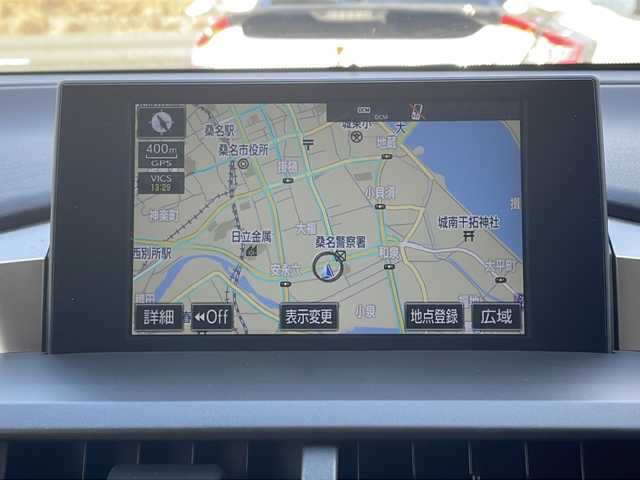 レクサス ＮＸ 300h Iパッケージ 三重県 2016(平28)年 5.4万km ソニッククォーツ メーカーオプション/・クリアランスソナー/バックソナー/・プリクラッシュセーフティシステム/・レーダークルーズコントロール/・レーンディパーチャーアラート/・オートマチックハイビーム/・カラーヘッドアップディスプレイ/・パワーバックドア/・225/60R18インチ純正AW/・ムーンルーフ/純正SDナビ/フルセグTV/【CD/DVD/BD/SD/Bluetooth/USB/AUX】/サイド/バックカメラ/ビルトインETC/パドルシフト/L tex(合皮)シート/D/N席パワーシート/D/N席シートヒーター/ステアリングヒーター/オートライト/角型三眼LEDヘッドランプ/LEDデイライト/LEDフロントフォグランプ/プッシュスタート/スマートキー/スペアキー/カードキー/純正フロアマット