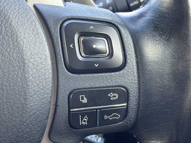 レクサス ＮＸ 300h Iパッケージ 三重県 2016(平28)年 5.4万km ソニッククォーツ メーカーオプション/・クリアランスソナー/バックソナー/・プリクラッシュセーフティシステム/・レーダークルーズコントロール/・レーンディパーチャーアラート/・オートマチックハイビーム/・カラーヘッドアップディスプレイ/・パワーバックドア/・225/60R18インチ純正AW/・ムーンルーフ/純正SDナビ/フルセグTV/【CD/DVD/BD/SD/Bluetooth/USB/AUX】/サイド/バックカメラ/ビルトインETC/パドルシフト/L tex(合皮)シート/D/N席パワーシート/D/N席シートヒーター/ステアリングヒーター/オートライト/角型三眼LEDヘッドランプ/LEDデイライト/LEDフロントフォグランプ/プッシュスタート/スマートキー/スペアキー/カードキー/純正フロアマット