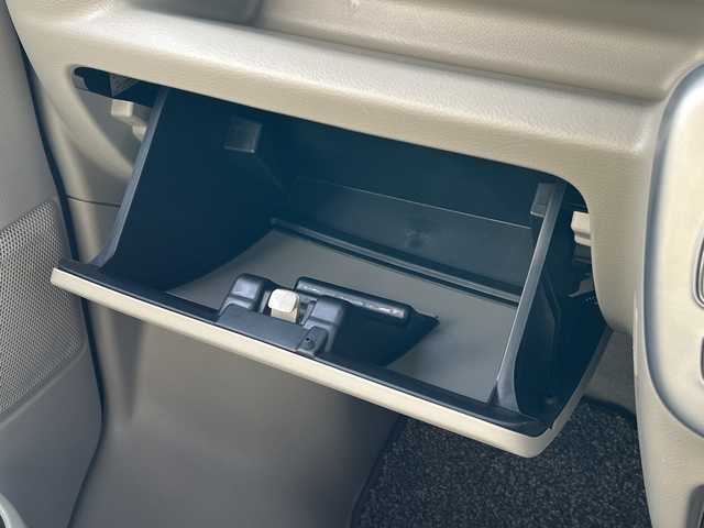 日産 ＮＶ１００クリッパー リオ G 千葉県 2023(令5)年 0.5万km ブルーイッシュブラック ナビＣＮ－ＨＥ０２ＷＤ　バックカメラ　両側パワースライドドア　タイプＣ　ＥＴＣ　フルセグ　ＢＴ　ＵＳＢ　ルーフシェルフ　ドラレコ　スマートキー　オートステップ　ＬＥＤライト　オートライト　ドアバイザー