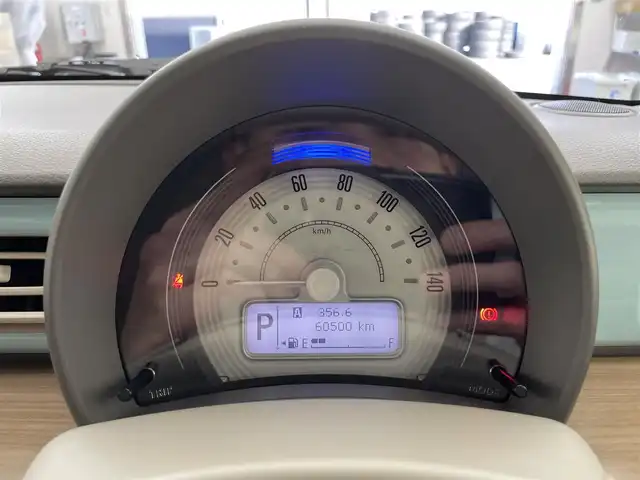 スズキ ラパン X 滋賀県 2015(平27)年 6.1万km フレンチミントパールメタリック/ホワイト2トーンルーフ 純正メーカーナビ/（CD・DVD・フルセグTV・Bluetooth・AUX）/シートヒーター/インパネデコレーションパネル（木目調）/全方位カメラ/前後ドライブレコーダー/ETC/プッシュスタート/衝突被害軽減ブレーキ/横滑り防止装置/アイドリングストップ/オートエアコン/電動格納ミラー/フットパーキングブレーキ/ステアリングスイッチ