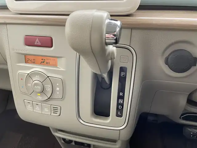 スズキ ラパン X 滋賀県 2015(平27)年 6.1万km フレンチミントパールメタリック/ホワイト2トーンルーフ 純正メーカーナビ/（CD・DVD・フルセグTV・Bluetooth・AUX）/シートヒーター/インパネデコレーションパネル（木目調）/全方位カメラ/前後ドライブレコーダー/ETC/プッシュスタート/衝突被害軽減ブレーキ/横滑り防止装置/アイドリングストップ/オートエアコン/電動格納ミラー/フットパーキングブレーキ/ステアリングスイッチ