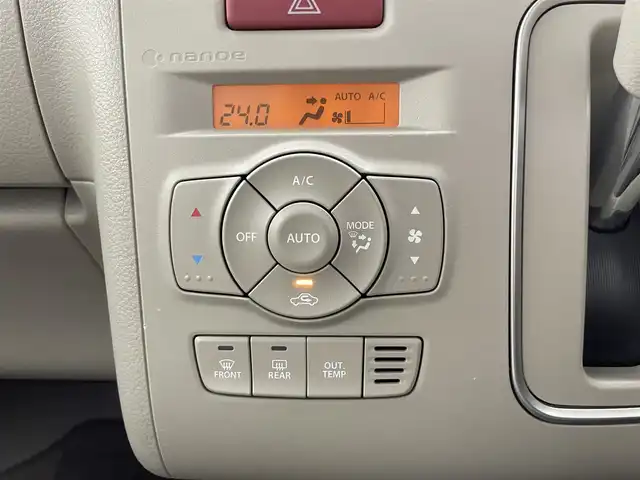 スズキ ラパン X 滋賀県 2015(平27)年 6.1万km フレンチミントパールメタリック/ホワイト2トーンルーフ 純正メーカーナビ/（CD・DVD・フルセグTV・Bluetooth・AUX）/シートヒーター/インパネデコレーションパネル（木目調）/全方位カメラ/前後ドライブレコーダー/ETC/プッシュスタート/衝突被害軽減ブレーキ/横滑り防止装置/アイドリングストップ/オートエアコン/電動格納ミラー/フットパーキングブレーキ/ステアリングスイッチ