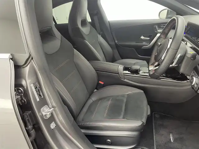メルセデス・ベンツ Ｍ・ベンツ ＣＬＡ２００ｄ AMGライン 兵庫県 2023(令5)年 0.6万km マウンテングレー 純正HDDナビ(フルセグ/Bluetooth/USB)/レーダークルーズコントロール/パークトロニック/アクティブレーンキープ/アクティブブレーキ/ブラインドスポットアシスト/バックカメラ/ビルトインETC2.0/ドライブレコーダー/パドルシフト/ハーフレザーシート/シートヒーター/パワーシート/LEDヘッドライト/オートライト/アンビエントライト