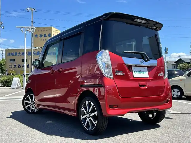 日産 デイズ ルークス ハイウェイスターX Gパッケージ 愛媛県 2017(平29)年 8万km スパークリングレッド/ブラック 登録時走行距離：80001Km/DラーOPSD純正ナビ/AM/FM/フルセグTV/Bluetooth/全周囲カメラ/前ドライブレコーダー/ETC/横滑り防止装置/LEDヘッドライト/オートライト/オートハイビーム/エンジンスタートボタン/スマートキー/純正フロアマット/純正アルミホイール/サンシェード