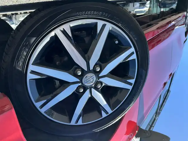 日産 デイズ ルークス ハイウェイスターX Gパッケージ 愛媛県 2017(平29)年 8万km スパークリングレッド/ブラック 登録時走行距離：80001Km/DラーOPSD純正ナビ/AM/FM/フルセグTV/Bluetooth/全周囲カメラ/前ドライブレコーダー/ETC/横滑り防止装置/LEDヘッドライト/オートライト/オートハイビーム/エンジンスタートボタン/スマートキー/純正フロアマット/純正アルミホイール/サンシェード