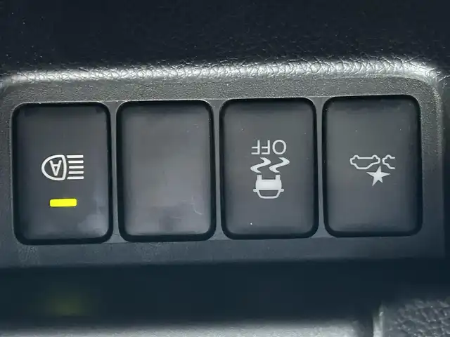 日産 デイズ ルークス ハイウェイスターX Gパッケージ 愛媛県 2017(平29)年 8万km スパークリングレッド/ブラック 登録時走行距離：80001Km/DラーOPSD純正ナビ/AM/FM/フルセグTV/Bluetooth/全周囲カメラ/前ドライブレコーダー/ETC/横滑り防止装置/LEDヘッドライト/オートライト/オートハイビーム/エンジンスタートボタン/スマートキー/純正フロアマット/純正アルミホイール/サンシェード