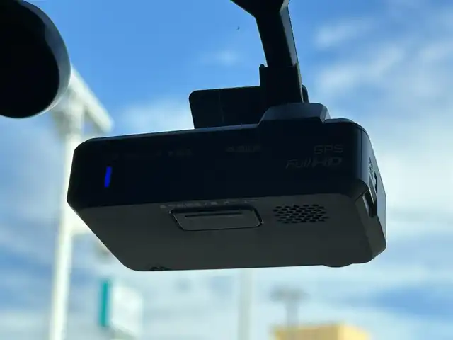 日産 デイズ ルークス ハイウェイスターX Gパッケージ 愛媛県 2017(平29)年 8万km スパークリングレッド/ブラック 登録時走行距離：80001Km/DラーOPSD純正ナビ/AM/FM/フルセグTV/Bluetooth/全周囲カメラ/前ドライブレコーダー/ETC/横滑り防止装置/LEDヘッドライト/オートライト/オートハイビーム/エンジンスタートボタン/スマートキー/純正フロアマット/純正アルミホイール/サンシェード