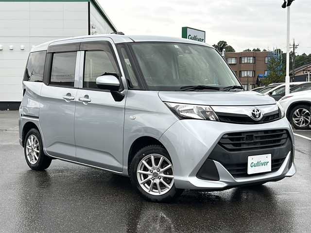 トヨタ タンク X S 石川県 2017(平29)年 4.2万km ブライトシルバーM 純正SDナビゲーション/【CD・DVD・Bluetooth・ワンセグTV】/型番：NSCD-W66/衝突軽減ブレーキ/片側パワースライド/バックカメラ/プッシュスタート/・スマートキー/横滑り防止機能/アイドリングストップ/ステアリングスイッチ/オートライト/夏タイヤ車載　165/65R14/スぺアキー1本/取扱説明書/新車時保証書