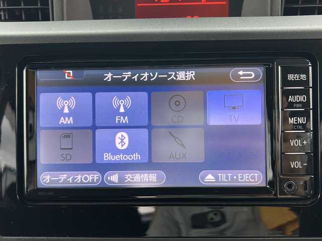 トヨタ タンク X S 石川県 2017(平29)年 4.2万km ブライトシルバーM 純正SDナビゲーション/【CD・DVD・Bluetooth・ワンセグTV】/型番：NSCD-W66/衝突軽減ブレーキ/片側パワースライド/バックカメラ/プッシュスタート/・スマートキー/横滑り防止機能/アイドリングストップ/ステアリングスイッチ/オートライト/夏タイヤ車載　165/65R14/スぺアキー1本/取扱説明書/新車時保証書