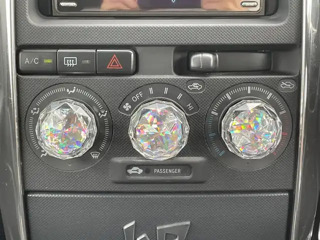 トヨタ ｂＢ Z Xバージョン 愛知県 2005(平17)年 5.5万km ホワイトパールクリスタルシャイン 純正フルエアロ車/・イクリプスCDチューナー/・ETC/・ベンチシート/・社外17インチアルミホイール/・純正フルエアロ/・純正HIDヘッドライト/・電動格納ミラー/・キーレスエントリー