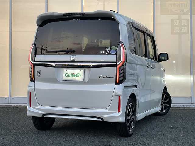 ホンダ Ｎ ＢＯＸ カスタム G L ホンダセンシング 福岡県 2019(令1)年 3.2万km プラチナホワイトパール 社外7型ナビ/（Bカメラ、TV、Bluetooth、CD、AM、FM） /片側パワースライドドア/純正ETC /純正アルミ /レーダークルーズコントロール /プリクラッシュ /車線逸脱警報 /横滑り防止装置 /アイドリングストップ /純正マット /後席サンシェード /ISOFIX /ドアバイザー/プッシュスタート/スマートキー/LEDヘッドライト/電格ミラー/フォグランプ/充電用USBソケット