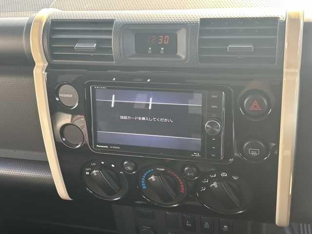 トヨタ ＦＪクルーザー ファイナルエディション 石川県 2017(平29)年 5.4万km ベージュ 社外ＳＤナビ/フルセグ/Bluetooth/DVD再生/４ＷＤ/デフロック/革調シートカバー/社外アルミホイール/革巻きステアリング/バックカメラ/ＬＥＤヘッドライト/クルーズコントロール/コーナーセンサー/ルーフラック/背面タイヤ/スペアキー有