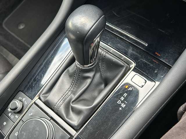 マツダ マツダ３ファストバック XD Lパッケージ 大阪府 2019(令1)年 7.6万km ポリメタルグレーM ＢＯＳＥ　衝突軽減　全方位カメラ　レーダークルーズコントロール　フルセグＴＶ　ＣＤ　ＤＶＤ　ＨＤＭＩ　Ｂｌｕｅｔｏｏｔｈ　ＨＵＤ　ＢＳＭ　置くだけ充電　レザーシート　パワーシート　シートヒーター　ハンドルヒーター　ドラレコ　ＥＴＣ　純正フロアマット　純正ホイール　スマートキー