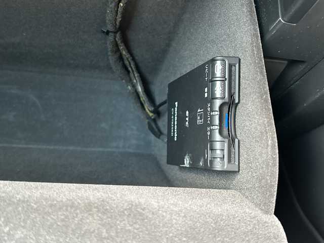 マツダ マツダ３ファストバック XD Lパッケージ 大阪府 2019(令1)年 7.6万km ポリメタルグレーM ＢＯＳＥ　衝突軽減　全方位カメラ　レーダークルーズコントロール　フルセグＴＶ　ＣＤ　ＤＶＤ　ＨＤＭＩ　Ｂｌｕｅｔｏｏｔｈ　ＨＵＤ　ＢＳＭ　置くだけ充電　レザーシート　パワーシート　シートヒーター　ハンドルヒーター　ドラレコ　ＥＴＣ　純正フロアマット　純正ホイール　スマートキー