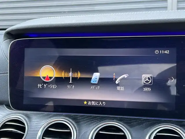 メルセデス・ベンツ Ｅ２５０ アバンギャルド スポーツ 茨城県 2016(平28)年 6.9万km ポーラホワイト レザーＥＸＣＰＫＧ　/パノラマＳＲ　/黒革　/全席シートヒーター　/Ｂｕｒｍｅｓｔｅｒ　/エアバランスＰＫＧ　/パフュームアトマイザー/ＰＷトランク　/ＲＳＰ　/ＡＣＣ　/ＬＫＡ　/ＢＳＡ　/３６０度カメラ　/ナビ　/１２セグ　/ＣａｒＰｌａｙ　/マルチＬＥＤ/ETC2.0/禁煙車