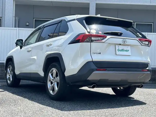 トヨタ ＲＡＶ４ G 愛知県 2020(令2)年 8.8万km ホワイトパールクリスタルシャイン 純正ナビ/BT/CD/DVD/フルセグTV/ETC/バックカメラ/レーダークルーズコントロール/ドライブレコーダー/パワーバックドア/黒レザーシート/シートヒーター/ステアリングヒーター/前後コーナーセンサー/TSS/LTA/PCS/RCTA/RKSB/RSA/BSM/オートハイビーム