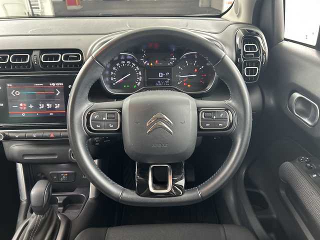 シトロエン Ｃ３ エアクロス フィール 愛知県 2020(令2)年 6.4万km サーブル 禁煙車/純正7インチディスプレイオーディオ/（Bluetooth/Android Auto/Apple CarPlay)/バックカメラ/衝突軽減ブレーキ/レーンキープアシスト/ブラインドスポットモニター/オートマチックハイビーム/クルーズコントロール/ETC/前後ドライブレコーダー/スマートキー/スペアキー有/フロアマット