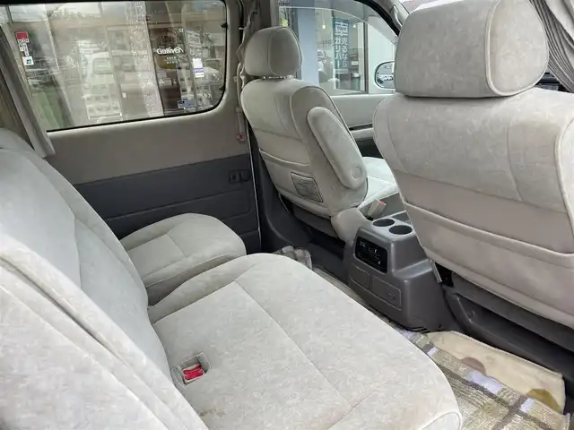 トヨタ グランド ハイエース G Xエディション 長野県 2000(平12)年 3.7万km ベージュ 社外ナビ（FM/AM、CD、DVD、BT、USB）/バックカメラ/ワンセグテレビ/社外ETC/サンルーフ/ダブルエアバック/純正フロアマット/三列目シート/ハロゲンヘッドライト/ABS/社外１５AW/電動カーテン