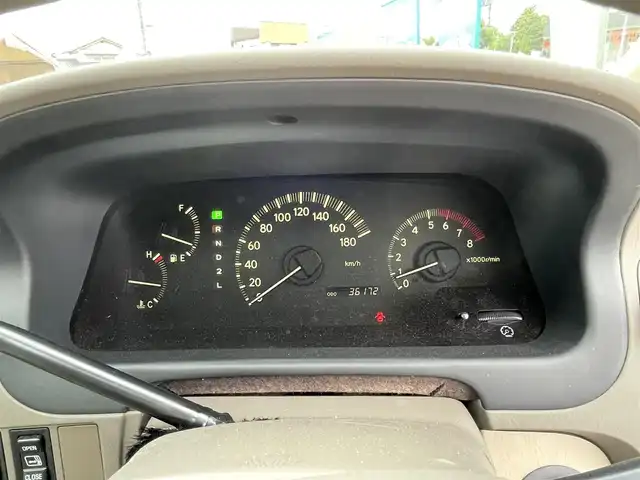 トヨタ グランド ハイエース G Xエディション 長野県 2000(平12)年 3.7万km ベージュ 社外ナビ（FM/AM、CD、DVD、BT、USB）/バックカメラ/ワンセグテレビ/社外ETC/サンルーフ/ダブルエアバック/純正フロアマット/三列目シート/ハロゲンヘッドライト/ABS/社外１５AW/電動カーテン