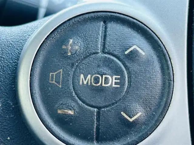 トヨタ プリウス S 岡山県 2012(平24)年 8.8万km ホワイトパールクリスタルシャイン (株)IDOMが運営する【じしゃロン岡山店】の自社ローン対象車両になります。こちらは現金ご利用時の価格です。自社ローンご希望の方は別途その旨お申付け下さい。/＊バックカメラ/＊スマートキー/＊アイドリングストップ/＊プッシュスタート/＊ETC/＊コーナーセンサー/＊社外ナビ